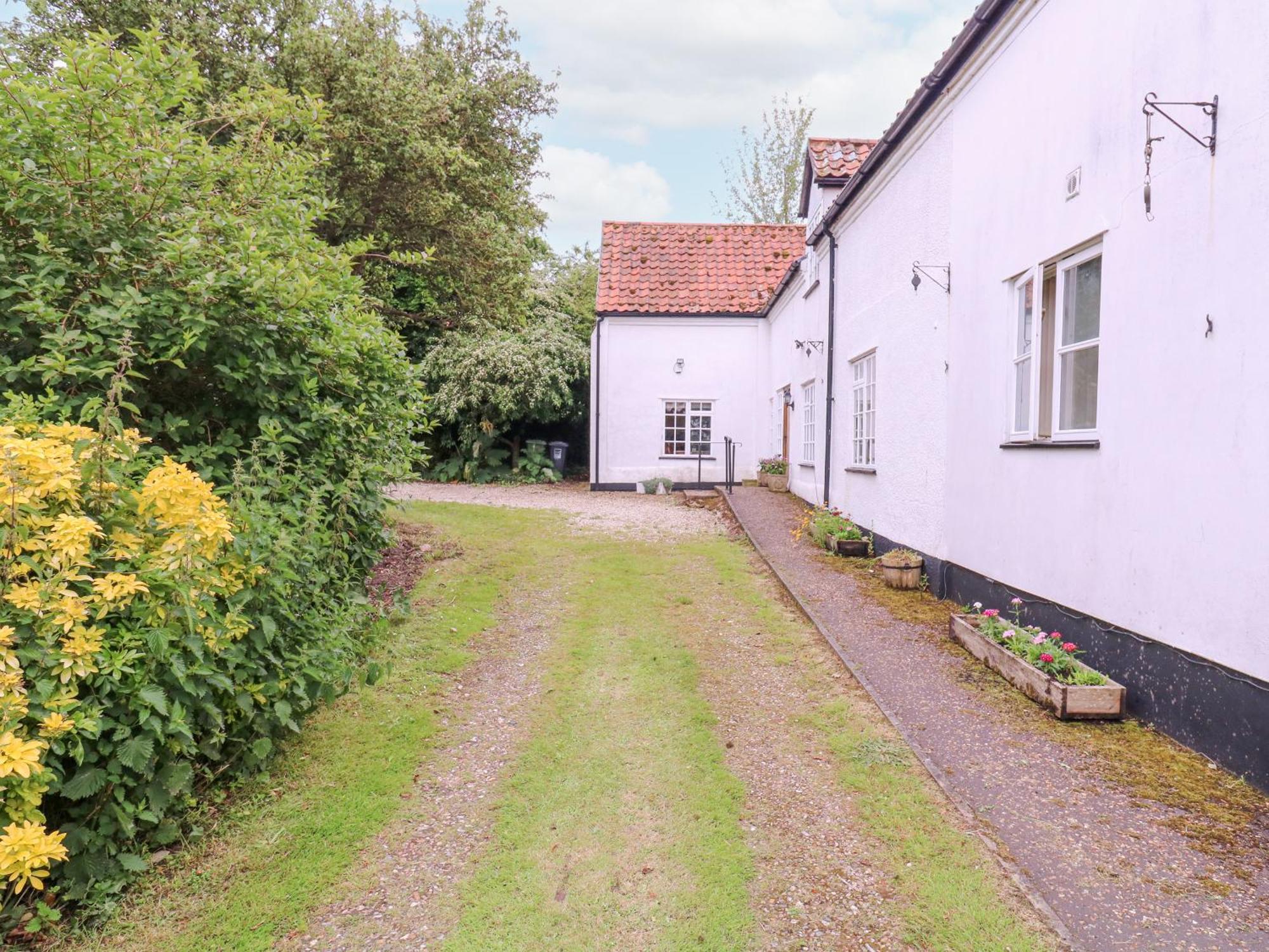 White House Cottage Fakenham Exterior photo